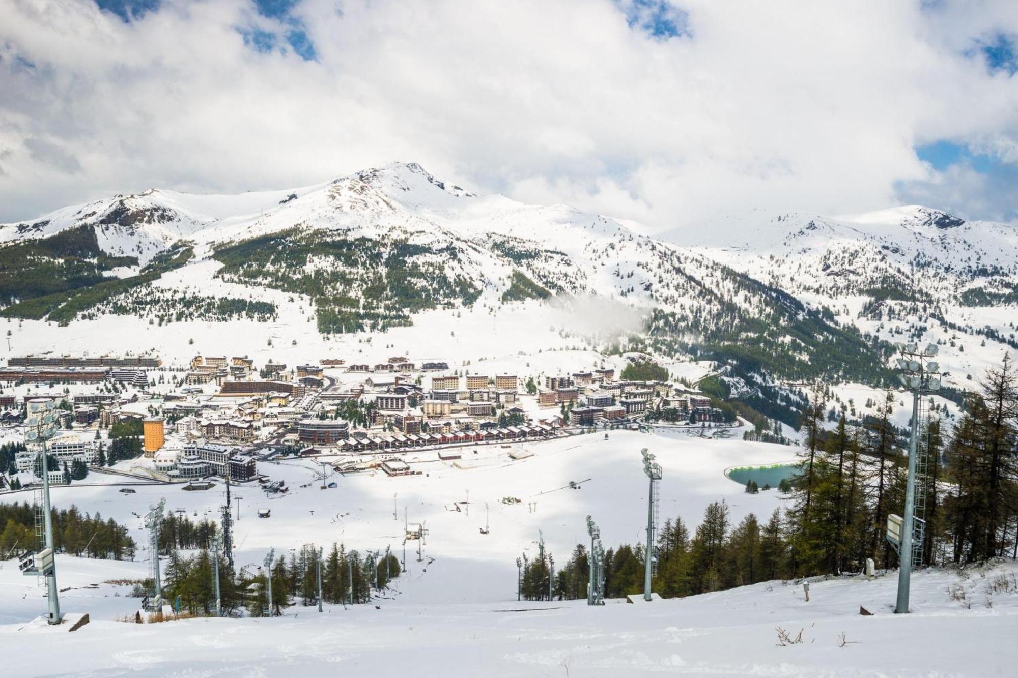 Il Rododendro City Center - Happy Rentals Bardonecchia Exterior photo